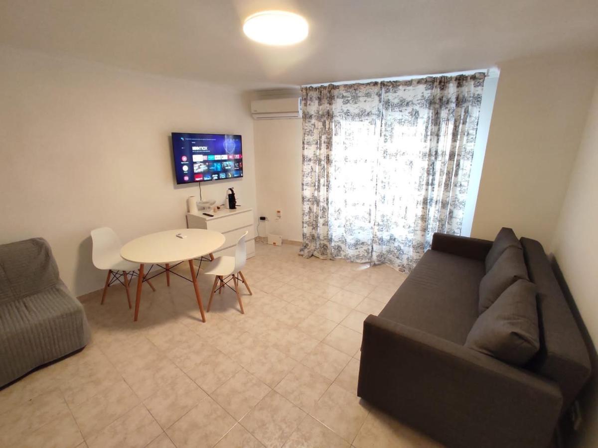 Прекрасная Студия В Двух Минутах От Пляжа Torrevieja Exterior foto